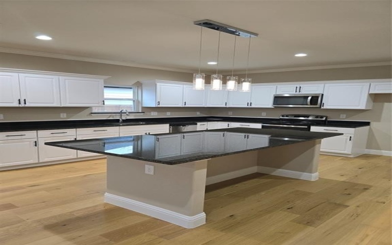 1008 S Preston Street, Ennis, TX 75119, 3 Habitaciones Habitaciones , ,2 BañosBaños,Residential,En Venta,1008 S Preston Street,20740599
