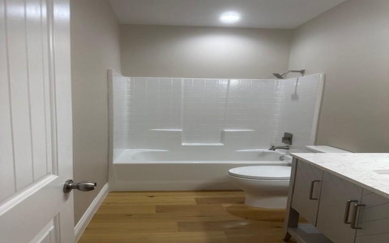 1008 S Preston Street, Ennis, TX 75119, 3 Habitaciones Habitaciones , ,2 BañosBaños,Residential,En Venta,1008 S Preston Street,20740599