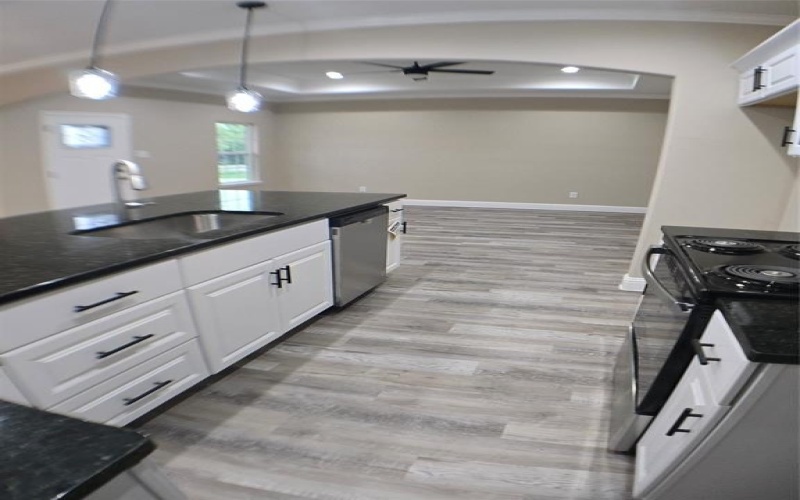 1010 S Preston Street, Ennis, TX 75119, 3 Habitaciones Habitaciones , ,2 BañosBaños,Residential,En Venta,1010 S Preston Street,20740604