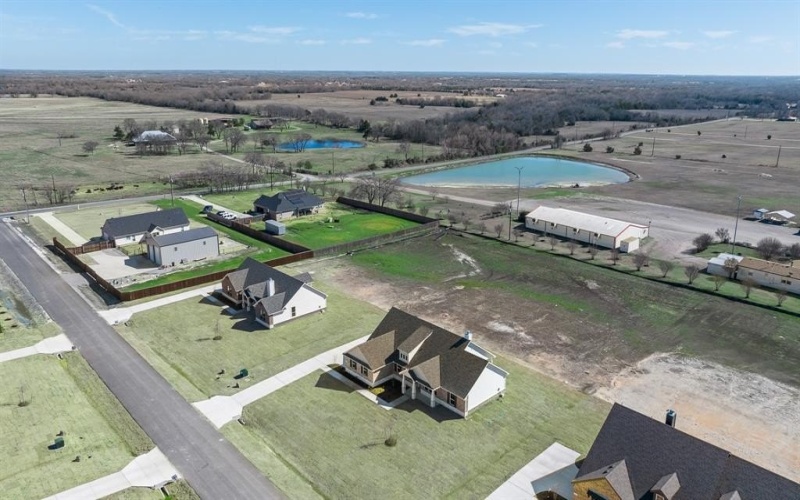 6 Ina Road, Sherman, TX 75090, 3 Bedrooms Bedrooms, ,2 BathroomsBathrooms,Residential,For Sale,6 Ina Road,20741169