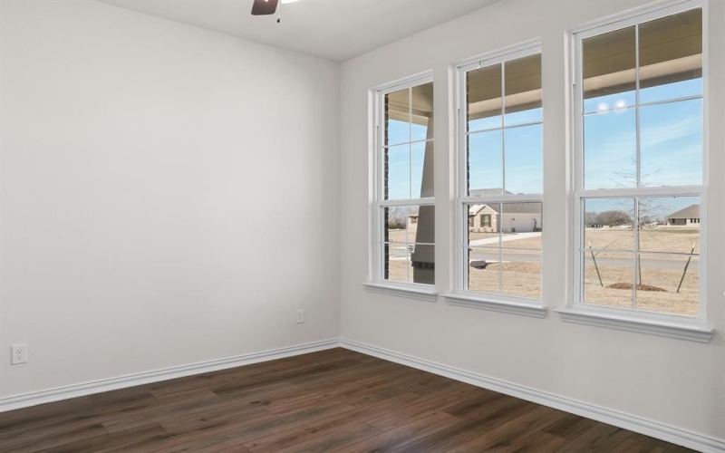6 Ina Road, Sherman, TX 75090, 3 Bedrooms Bedrooms, ,2 BathroomsBathrooms,Residential,For Sale,6 Ina Road,20741169