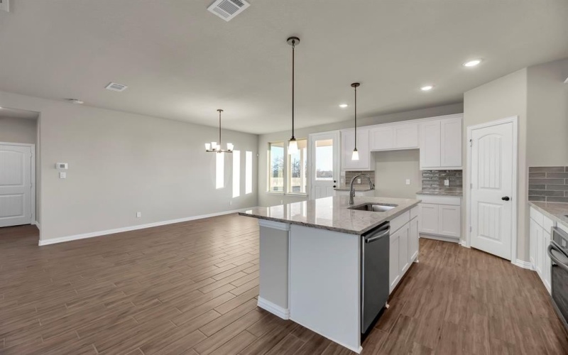 2 Ina Road, Sherman, TX 75090, 4 Bedrooms Bedrooms, ,2 BathroomsBathrooms,Residential,For Sale,2 Ina Road,20741173