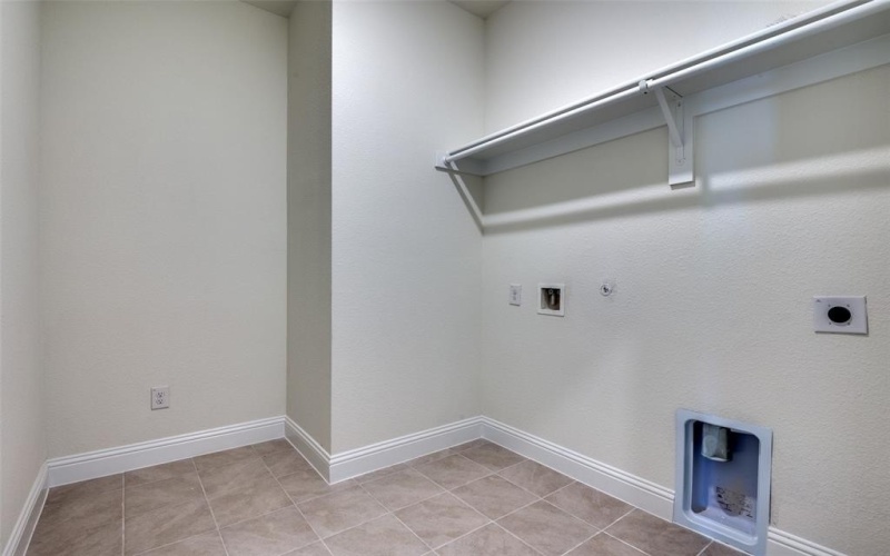 3717 Blooming Prairie Drive, Crandall, TX 75114, 4 Bedrooms Bedrooms, ,2 BathroomsBathrooms,Residential,For Sale,3717 Blooming Prairie Drive,20741800