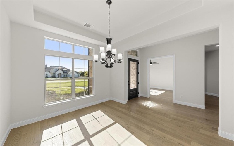 170 Waterview Drive, Gunter, TX 75058, 4 Bedrooms Bedrooms, ,3 BathroomsBathrooms,Residential,For Sale,170 Waterview Drive,20741902