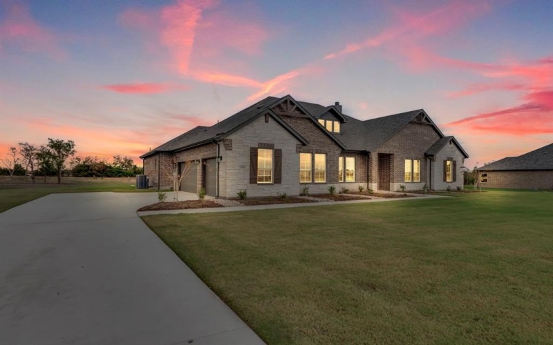 340 Brown Road, Leonard, TX 75452, 4 Bedrooms Bedrooms, ,2 BathroomsBathrooms,Residential,For Sale,340 Brown Road,20731286