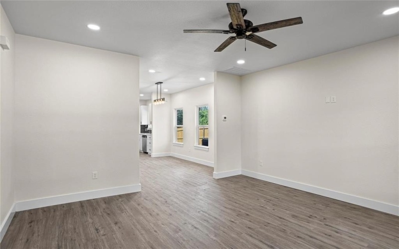 727 W Parnell Street, Denison, TX 75020, 3 Bedrooms Bedrooms, ,2 BathroomsBathrooms,Residential,For Sale,727 W Parnell Street,20744145