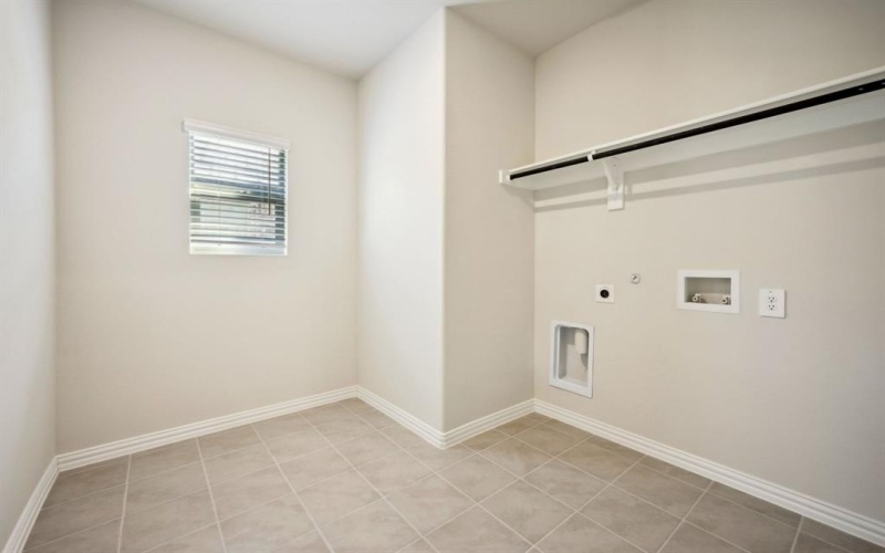 1317 Los Olmos Lane, Crandall, TX 75114, 5 Bedrooms Bedrooms, ,3 BathroomsBathrooms,Residential,For Sale,1317 Los Olmos Lane,20732124