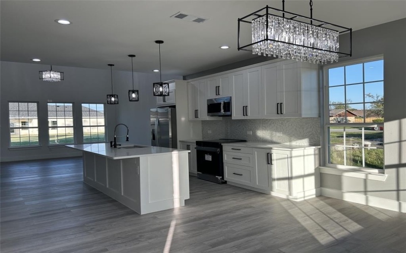 1711 Marshall, Kaufman, TX 75142, 4 Bedrooms Bedrooms, ,3 BathroomsBathrooms,Residential,For Sale,1711 Marshall,20744364