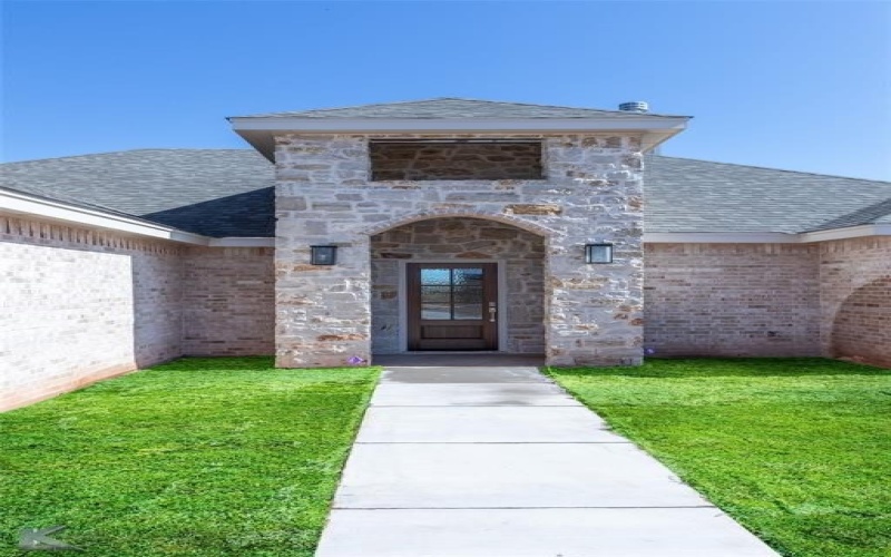 113 Colorado Street, Abilene, TX 79606, 4 Bedrooms Bedrooms, ,2 BathroomsBathrooms,Residential,For Sale,113 Colorado Street,20732508