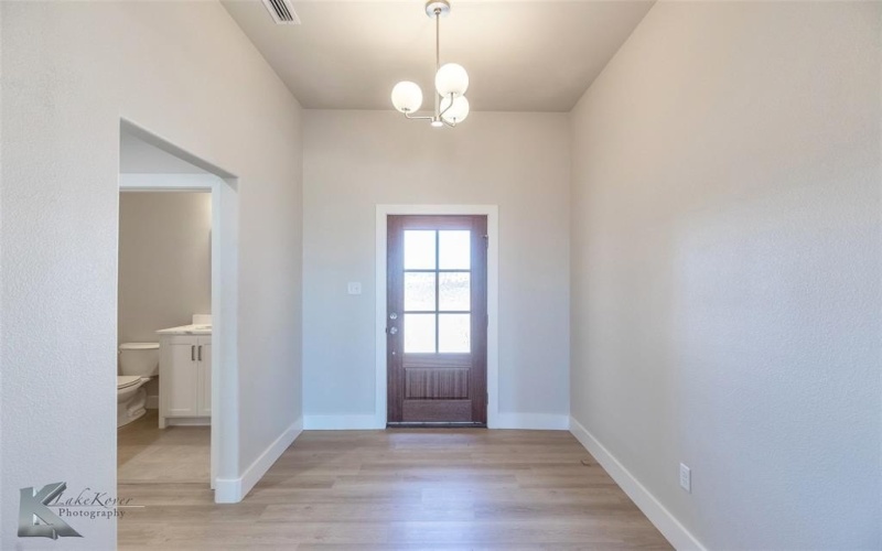 113 Colorado Street, Abilene, TX 79606, 4 Bedrooms Bedrooms, ,2 BathroomsBathrooms,Residential,For Sale,113 Colorado Street,20732508