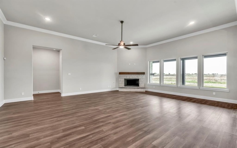 2209 Meteor Drive, Krum, TX 76249, 4 Bedrooms Bedrooms, ,3 BathroomsBathrooms,Residential,For Sale,2209 Meteor Drive,20732595