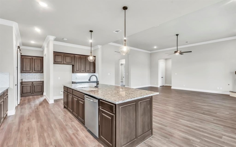 2209 Meteor Drive, Krum, TX 76249, 4 Bedrooms Bedrooms, ,3 BathroomsBathrooms,Residential,For Sale,2209 Meteor Drive,20732595