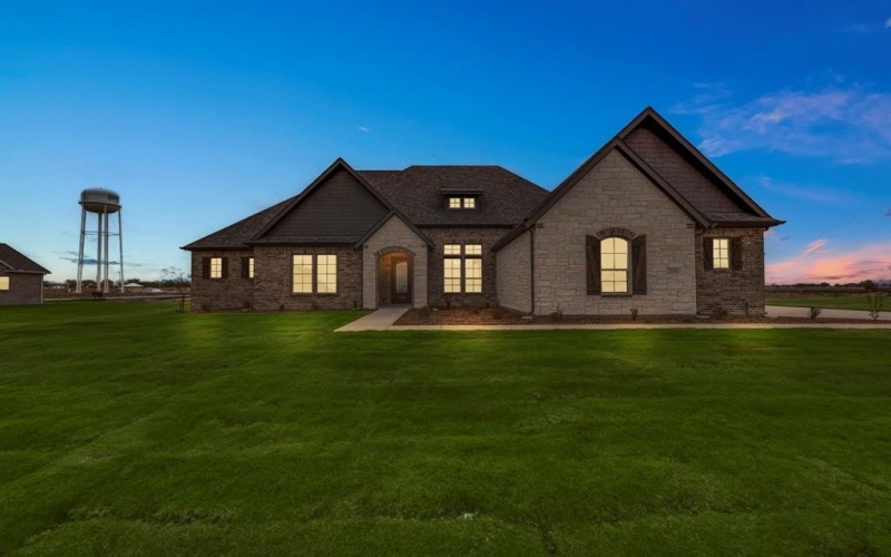 2209 Meteor Drive, Krum, TX 76249, 4 Bedrooms Bedrooms, ,3 BathroomsBathrooms,Residential,For Sale,2209 Meteor Drive,20732595