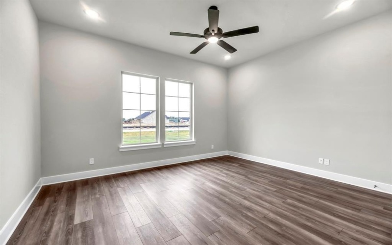 2209 Meteor Drive, Krum, TX 76249, 4 Bedrooms Bedrooms, ,3 BathroomsBathrooms,Residential,For Sale,2209 Meteor Drive,20732595