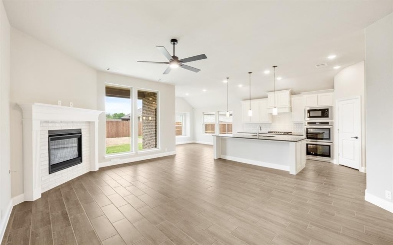 1305 Wrenwood Court, Red Oak, TX 75154, 3 Bedrooms Bedrooms, ,2 BathroomsBathrooms,Residential,For Sale,1305 Wrenwood Court,20732637